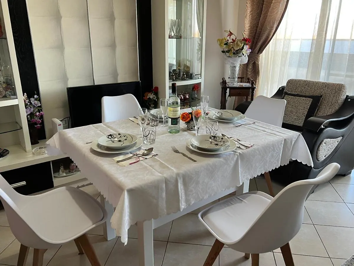 Whole Flat Near Shkodra Lake 0*, Shkoder