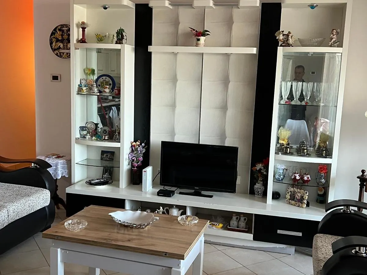 Whole Flat Near Shkodra Lake Apartment